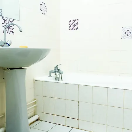 Charming Near Pere Lachaise Διαμέρισμα
